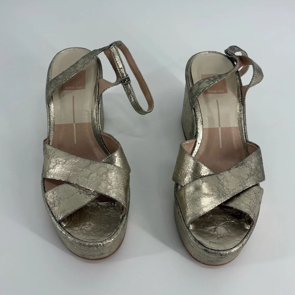 Dolce Vita Laisha Platform Heeled Sandal in Platinum Metallic